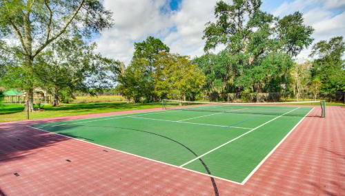 Pool, Fire Pit and Tennis Court Gem in Bay St Louis - Foto 2