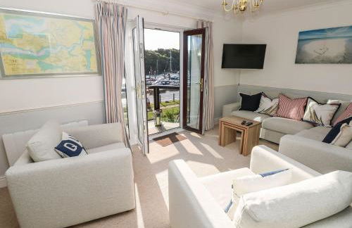 Yacht Haven View - Photo 5