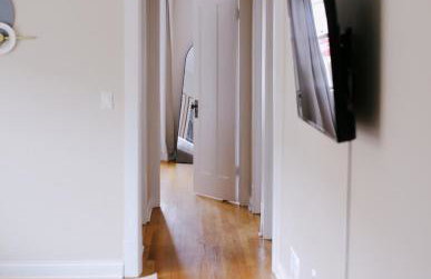 Sleeps 22 • Modern Multi-Unit • Gym • Workspaces - Photo 27