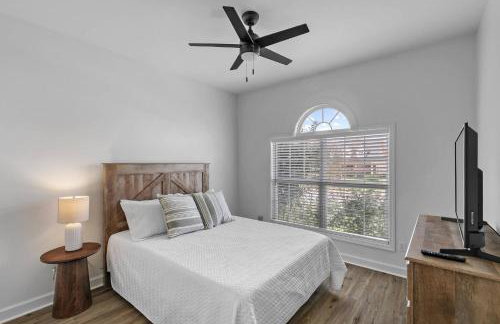 Hidden Lake Hideaway w/fenced in yard 3br 2 bath - Foto 30