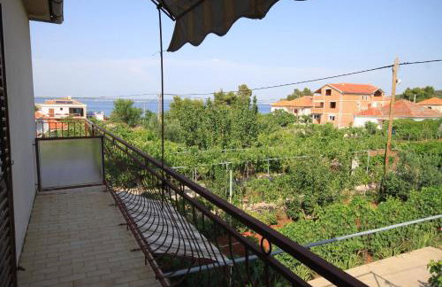 Apartments by the sea Ugljan - 8264 - Foto 24