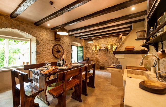 Authentic Stone House Lola - Foto 23