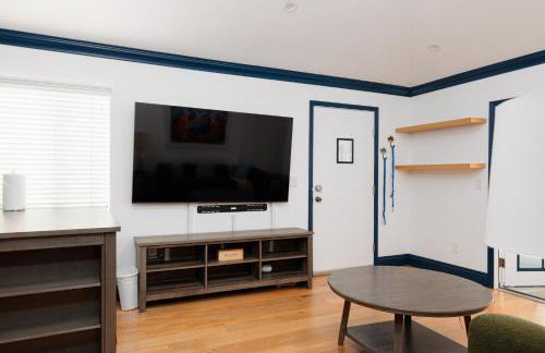 Cozy Private 1BR Near LAX & SoFi, Pet-Friendly - Foto 2