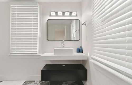 NEW! Gated, Secure, Modern, Beauriful 6 bdr, 4 bth, Near Everything - Foto 7