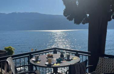 Villa Pace - Garden with Private Lake Access - Foto 19