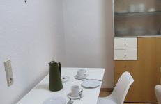 Tipp - Zentral ruhig mit großem Balkon - Foto 7