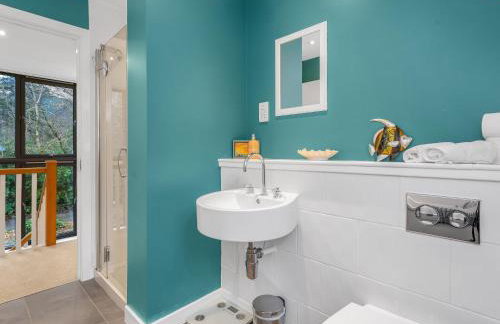 Cheerful Stays: 4 Bedroom Cottage in Arrochar - Foto 61