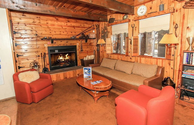 Gallagher's West - Pine surrounded deck and barbecue! Bumper Pool and Wet bar! Darts! - Foto 19