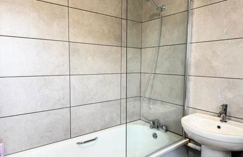 1 Bed Central Flat in Southampton - Up to 3 Guests - Foto 5