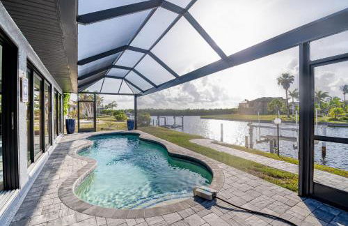 Punta Gorda Paradise 3BR with Water Views & Pool - Foto 1