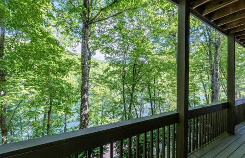Lakefront Point Retreat on Nantahala Lake with Dock - Foto 14