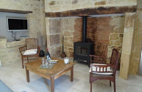 Domaine avec piscine à Milhac dans le Lot 4 étoiles 2 gîtes - Foto 34