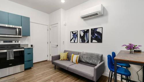 Oasis with Pool Table! Stylish Stay, Pets Allowed! - Foto 2, stove, pet friendly, minibar