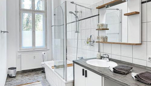 Ferienwohnung Villa Nieske - Jugendstil Denkmal, free WLAN & Parken, Self Check-In, Smart-TV - Foto 4, towels, Shower