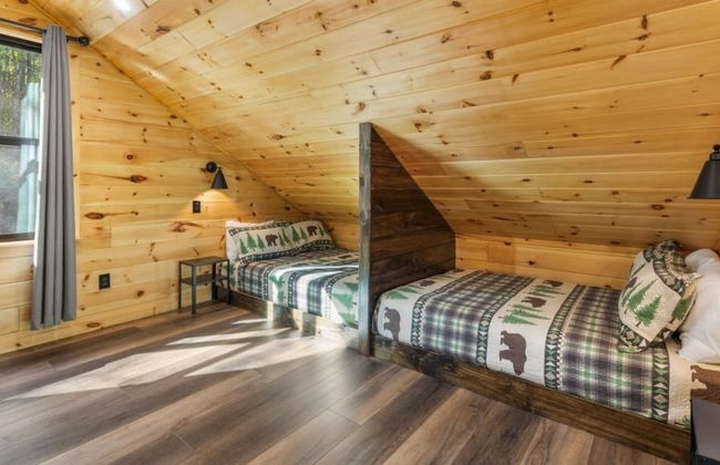 Ruby's Retreat - 2 Bedrooms, 1.5 Baths, Sleeps 8 by RedAwning - Foto 3