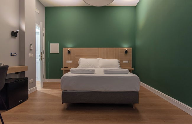 Nolana 28 Rooms in Naples - Photo 15