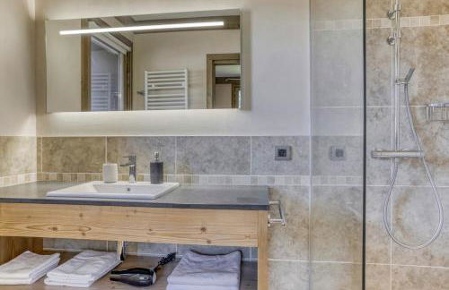 Chalet exceptionnel de 600m2 - Spa, salle de gym, ski-room - Foto 33