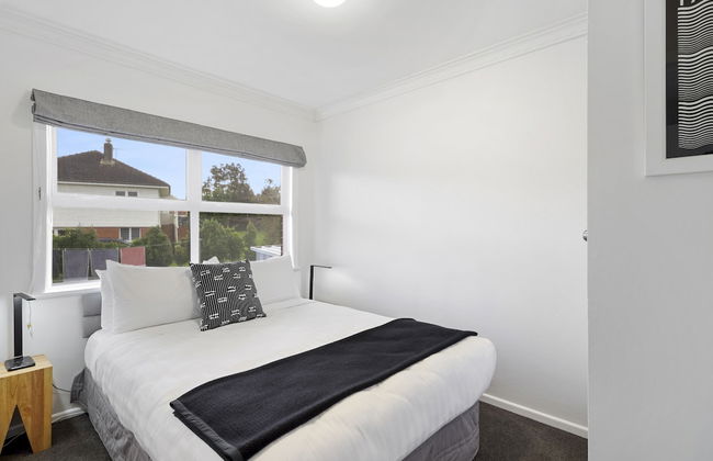 Renovated Takapuna 2BR Apt - Parking - Foto 8
