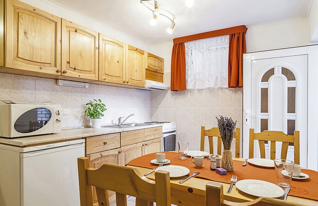 Levendula Apartman - Photo 13