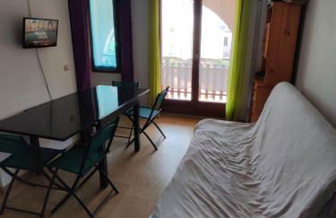 app 4 pers avec balcon 5 min de la plage - Foto 1