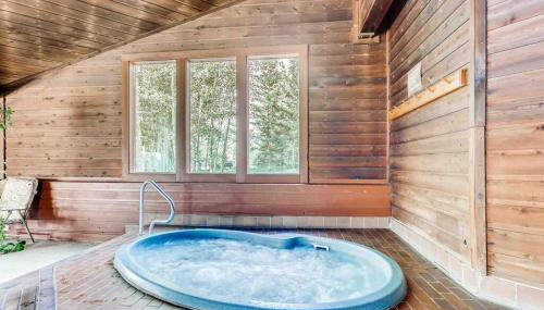 Cozy Ski Condo + Hot Tub + Fireplace + Heated Pool - Foto 4