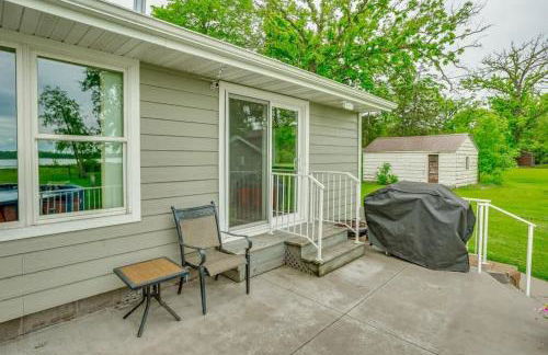 Lake Front Home with Pool and Stunning Views - Foto 15