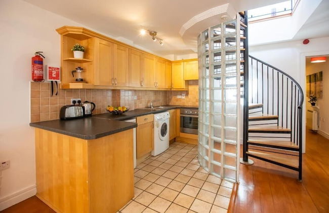 Grafton Street District Apartments - Photo 32