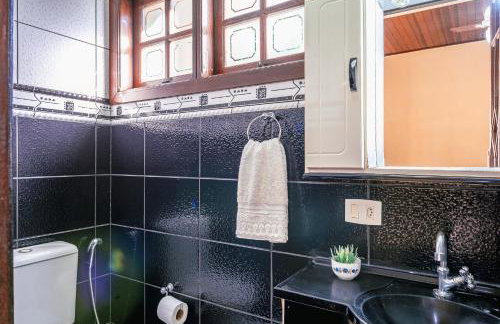 Refúgio e diversão para FAMÍLIAS a 60 min de SP - Piscina, Churrasqueira, wifi 300Mbps - PETFRIENDLY - Foto 32