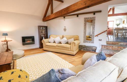 Dovecote Field House Farm - Photo 3