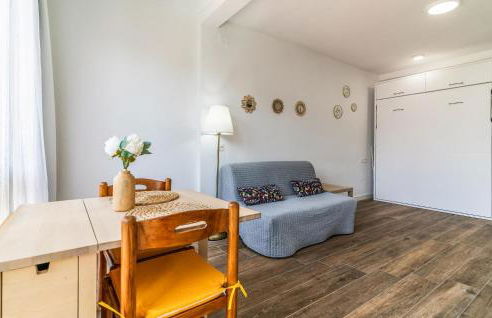 Beautiful Apartment In Málaga - Photo 4