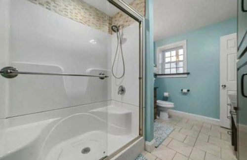 Sunset Cove Lakefront Luxury Lodge with Private Dock - Foto 14