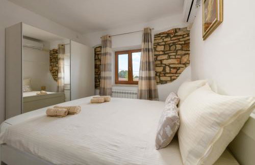 House Angela with private pool, private parking, wi-fi and fully fenced garden - WiiBuk - Foto 27