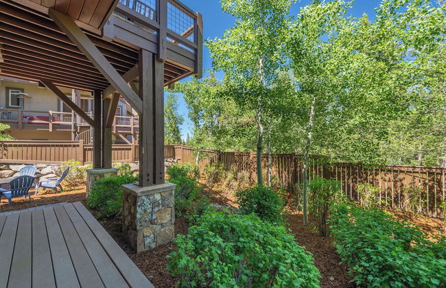 Lux Townhome Next to Village by Sierra Getaways - Photo 66