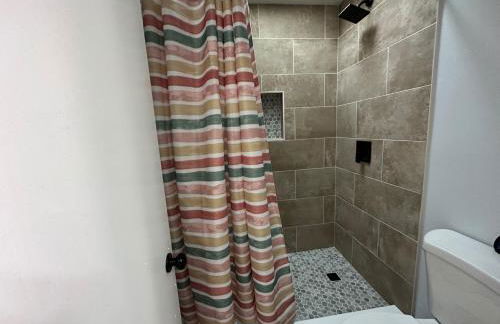 Beautiful House Sleeps 12 - Hot Tub - Breakfast - Walk to Beach - Foto 32