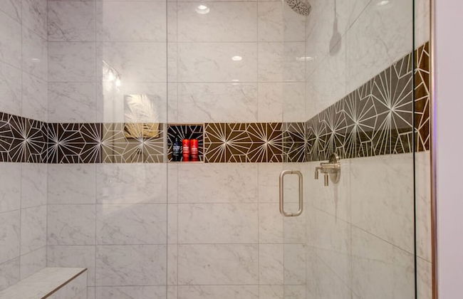 Large Group Lux 3mi Downtown - Rooftop City Views - Photo 15