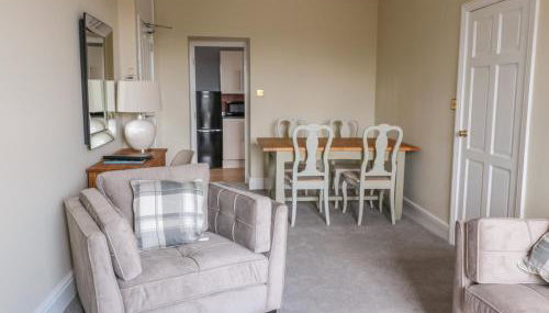 Coquet View Apartment - Photo 5