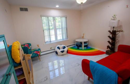 Huge Pocono Dreamhouse 4 bedrooms 12 guests - Foto 6