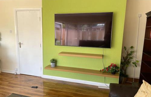 5 Bedroom House by monishortlets - Foto 23