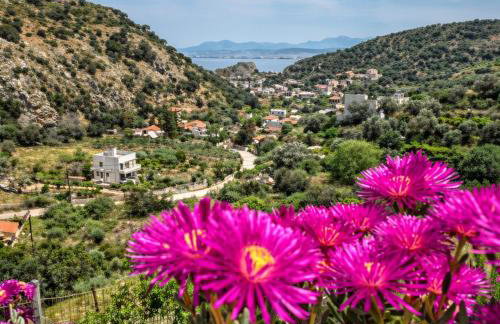 Palaiokastro Hillside Home 900m from the Beach - Foto 24