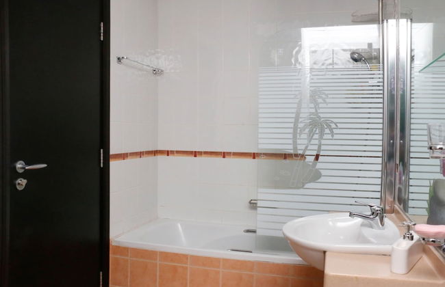 R&H La Riviera - Foto 11