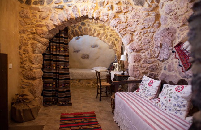 Sitanos Forgotten Neighborhood - Photo 5