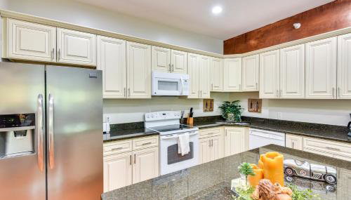 Cozy Sawyer Apartment - 2 Mi to Warren Dunes Park! - Foto 2