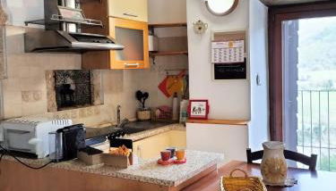 La Piazzetta - Locazione turistica nel centro storico di Acquasparta - Foto 3, stove