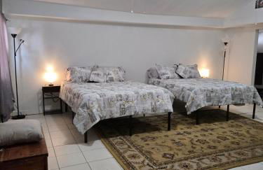 Midtown Guest House - Photo 17