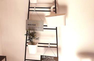 Suburban Jungle - Foto 20