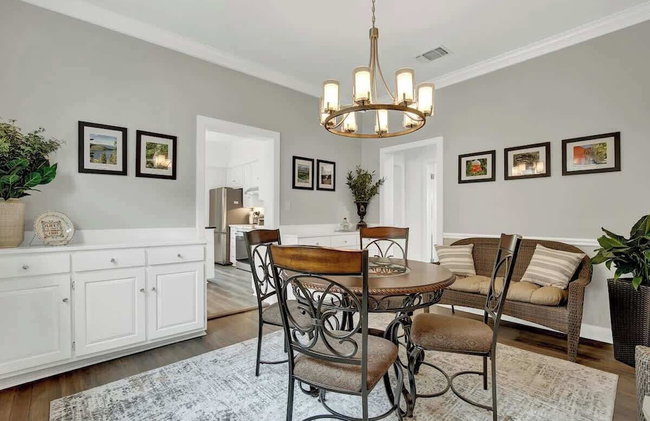 Awesome Haus With Gameroom, 4blks to Center of Town! - Foto 35
