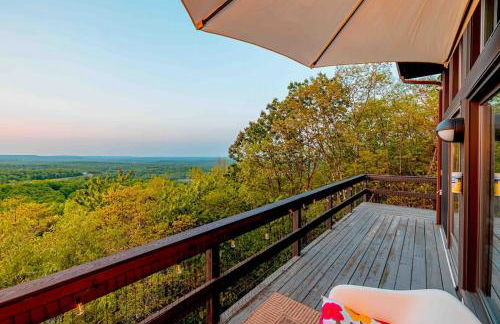 Mountain Top! Family Paradise w Hot Tub & Game Rm - Foto 49