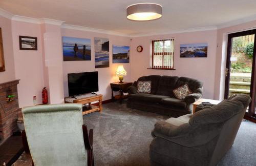 Eric House - Photo 3