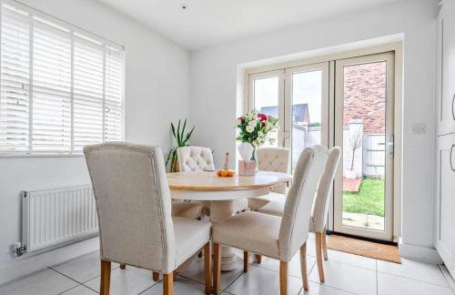 Modern 3-Bed plus Office - Walk to Bicester Village - Foto 9