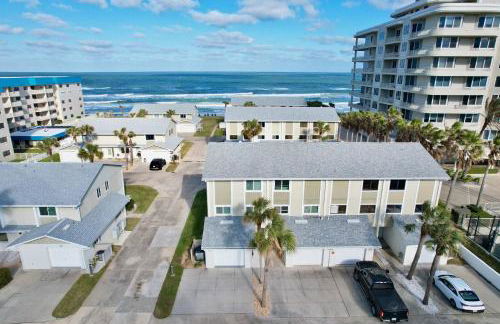 ZEN BEACH RETREAT - OCEAN VIEW TOWNHOUSE -No Drive Beach - Foto 122